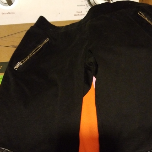 Pants - Picture 2 of 4